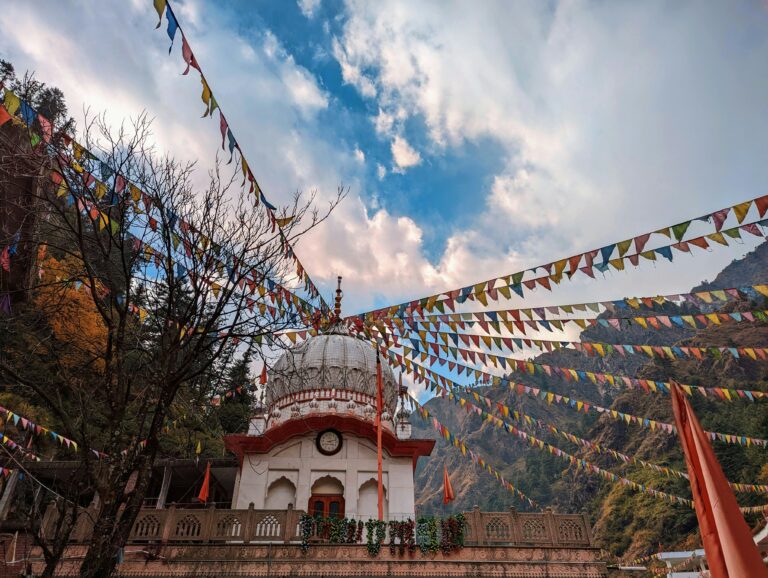 Top Reasons to Include Chardham Yatra in Your Travel Bucket List